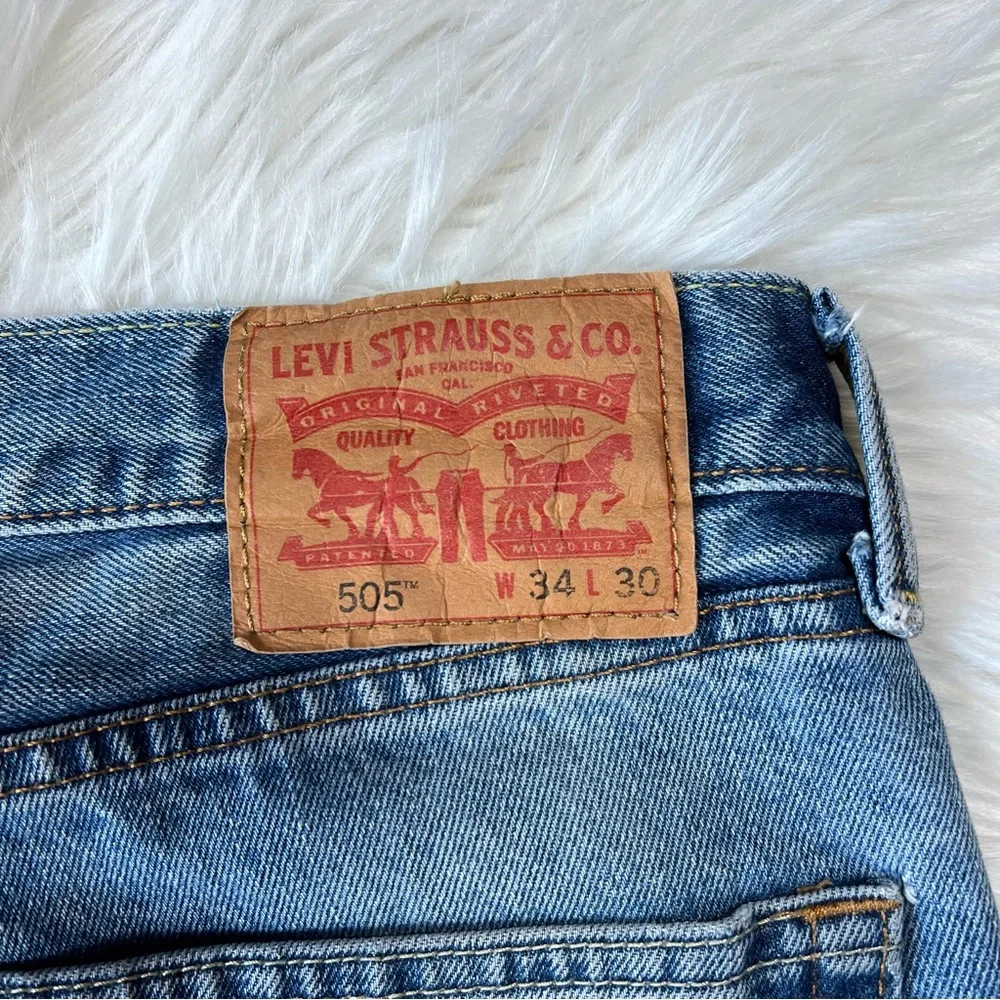 Levi's 505 Regular Fit‎ Jeans